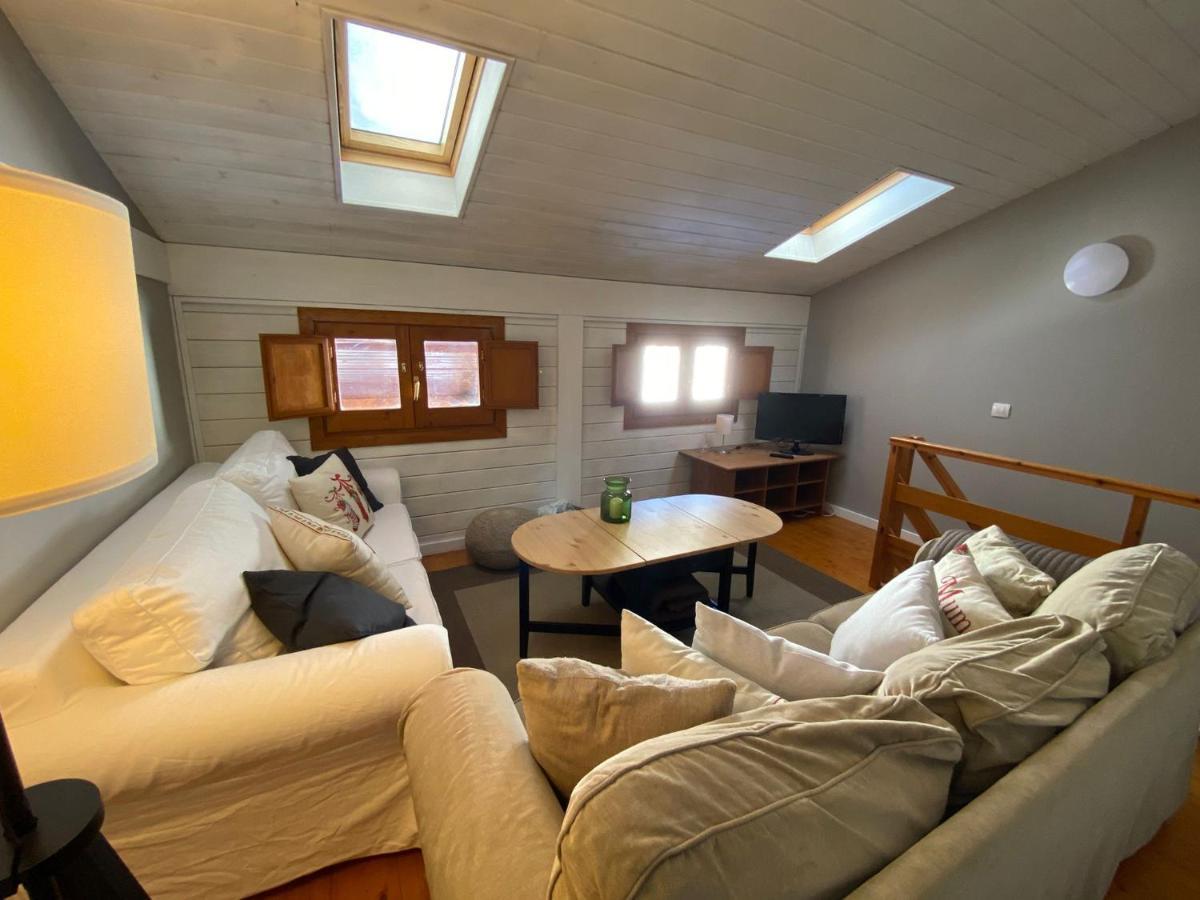 Acogedora Buardilla Duplex 6 Pax Apartamento Incles Exterior foto