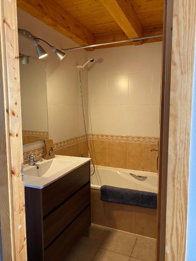 Acogedora Buardilla Duplex 6 Pax Apartamento Incles Exterior foto